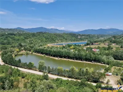 Casa traditionala, cu 2.000mp teren roditor, Izvoarele, Prahova - foto 4