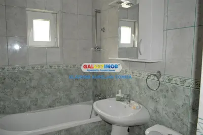 Apartament 2 camere Aviatiei, etaj 2/4 - foto 6