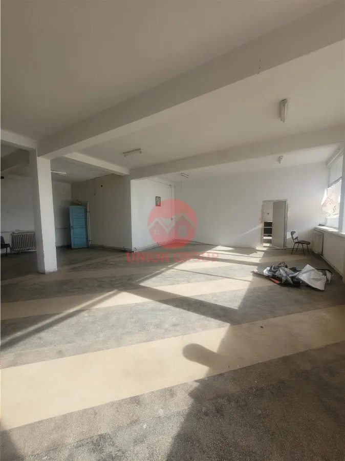 Spatiu Comercial, 460 mp, Agigea, Zona Centrala, Foarte Vizibil și Bine Pozitionat - foto 1