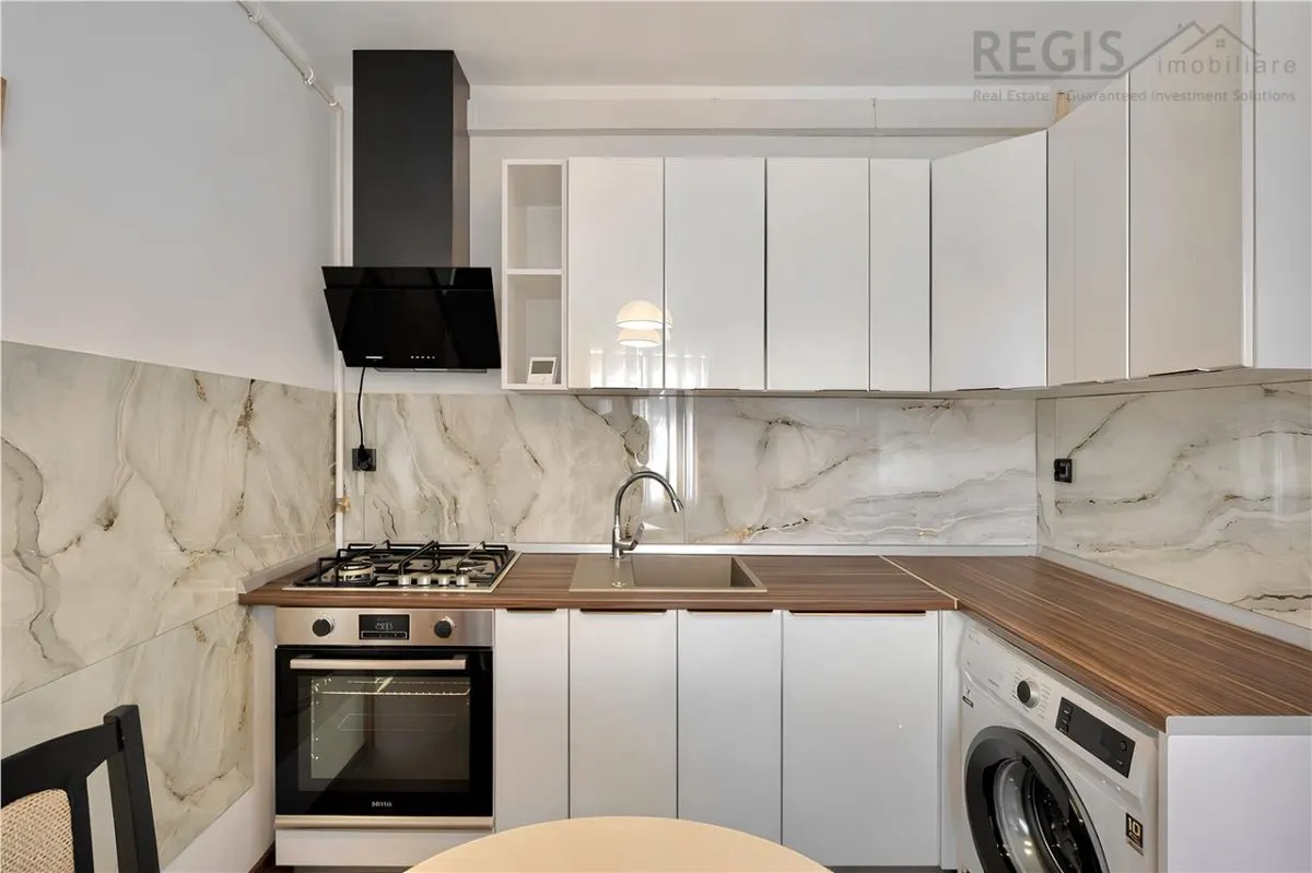 Garsoniera langa str Sforii si Piata Sfatului pet friendly - foto 5