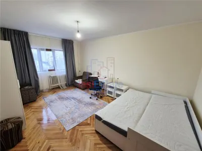 Apartament cu o camera de inchiriat - foto 2