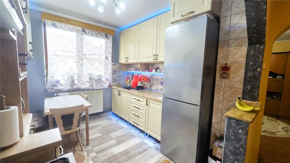VIDEO | Etaj II | Apartament decomandat cu 2 camere in Livada - foto 10