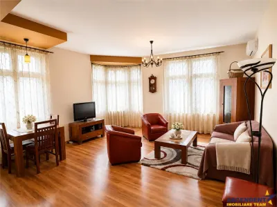 Deosebit apartament 2 camere in casa, Centru Istoric, pozitie apreciabila, Brasov - foto 2