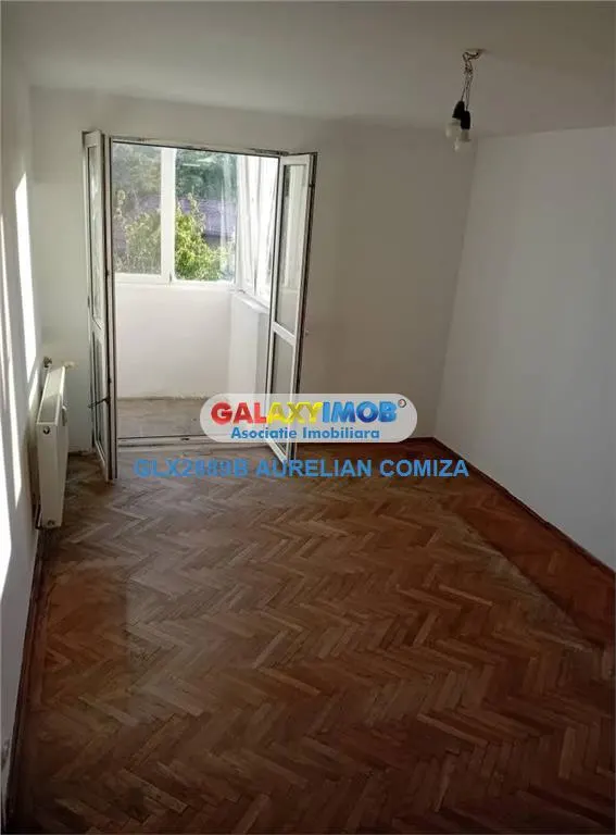 Vanzare apartament 4 camere Titan/etaj 3/2bai/2balcoane/suprafata 81.9 - foto 5