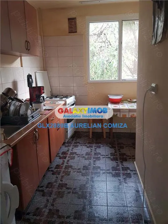 Vanzare apartament 4 camere Ozana - foto 1