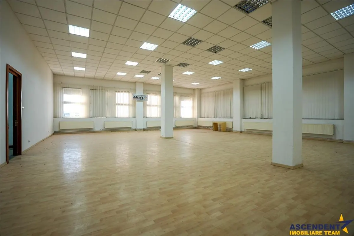 FILM! Spatii versatile - Birouri/ Comerciale, Central, Targu Secuiesc - foto 1