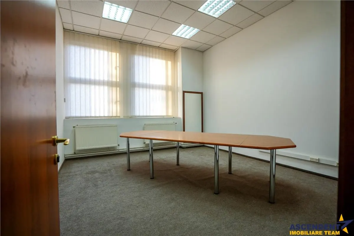 FILM! Spatii versatile - Birouri/ Comerciale, Central, Targu Secuiesc - foto 15