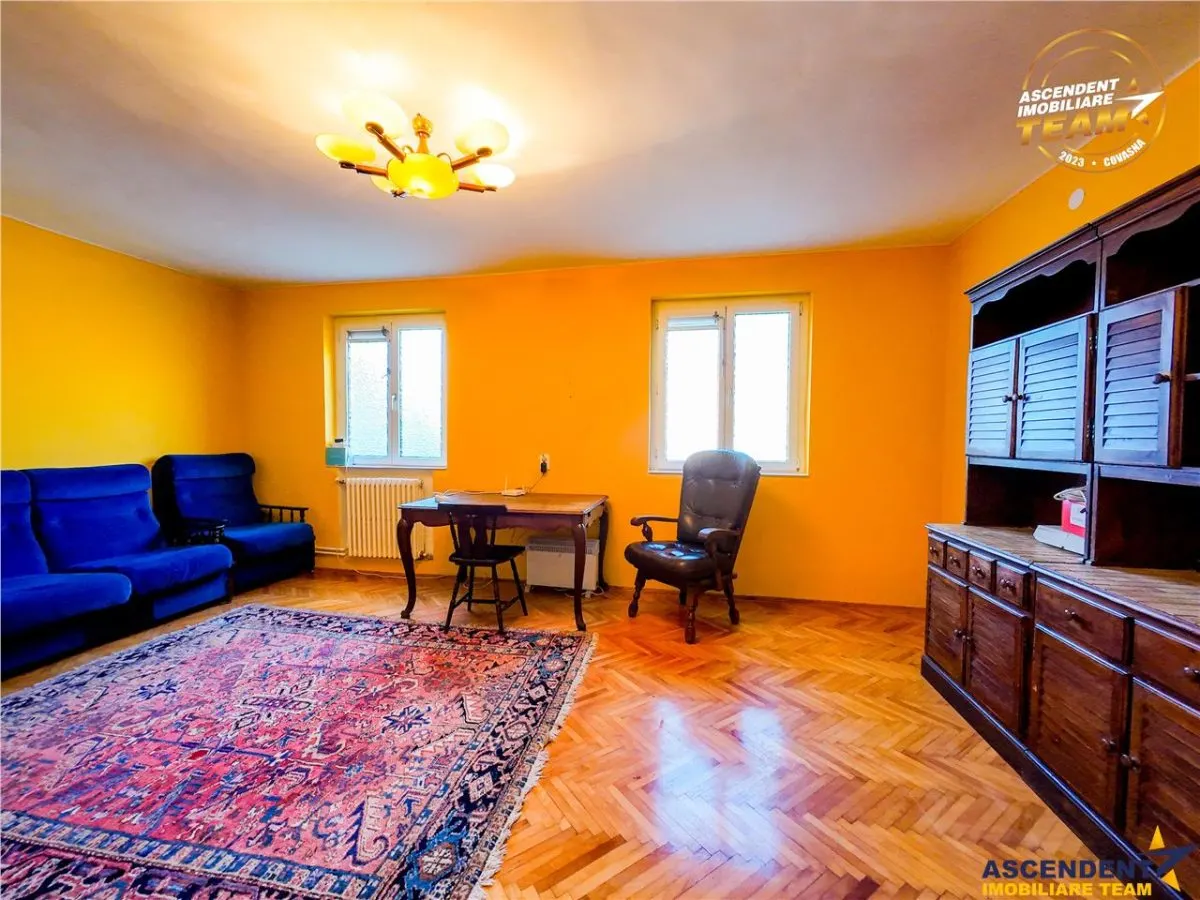 FILM!Areal apreciabil,casa+domeniu de 3.500mp,Sancraiu, aria Sfantu Gheorghe :  Brasov - foto 2