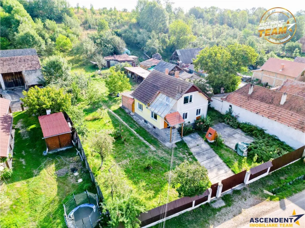 FILM!Areal apreciabil,casa+domeniu de 3.500mp,Sancraiu, aria Sfantu Gheorghe :  Brasov - foto 5