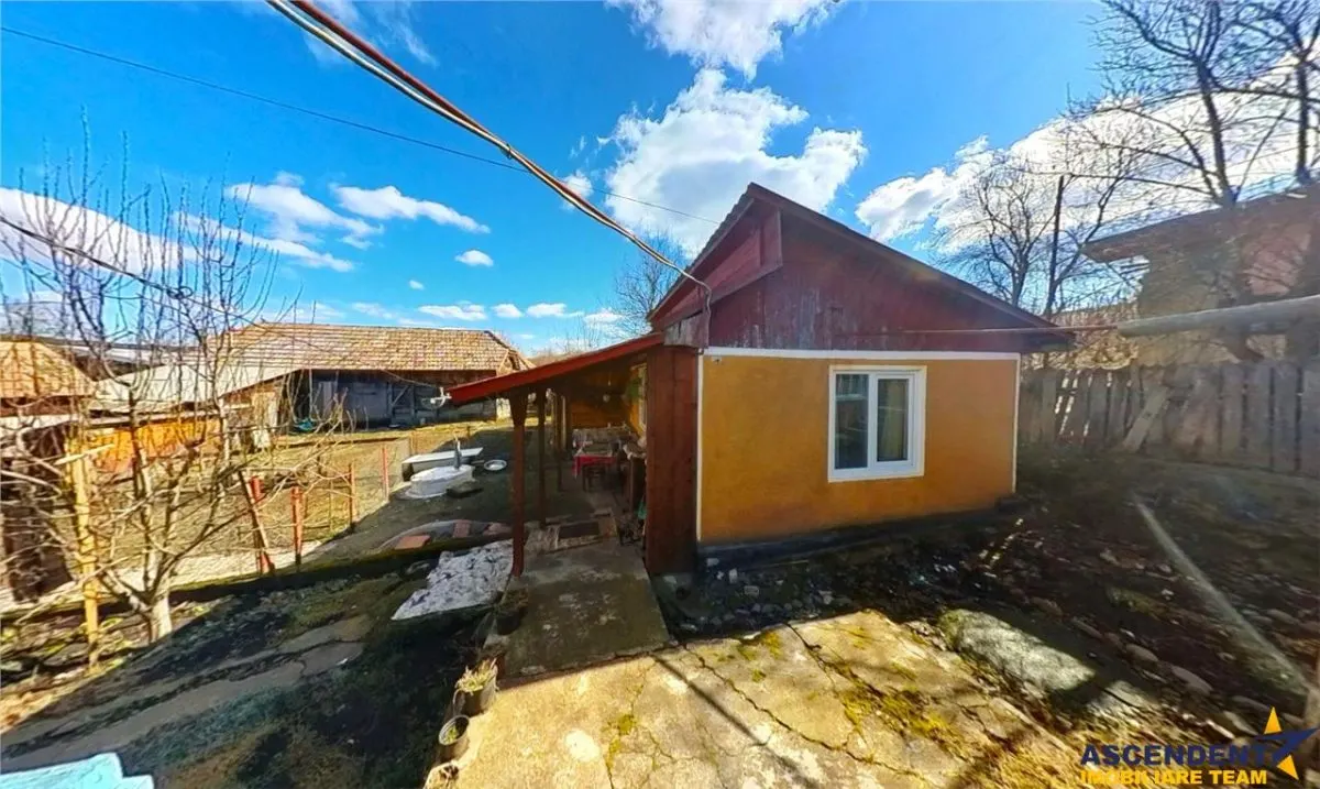 Tur 3D! Casa traditionala+ domeniu de 4.300 mp,livada,anexe:refugiu apreciabil Craiesti, la 28 km de Targu Mures - foto 13