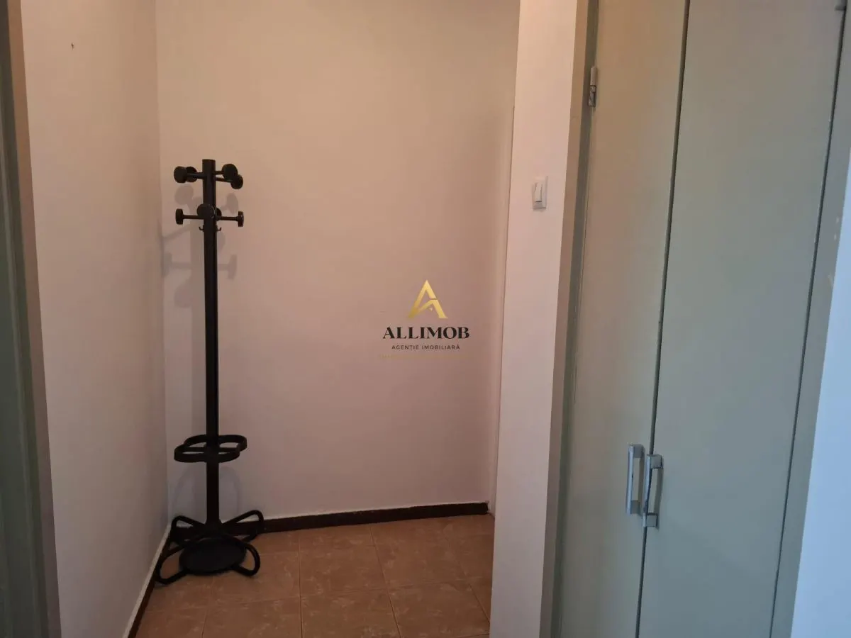 Apartament 2 camere in Ploiesti, zona Democratiei - foto 11