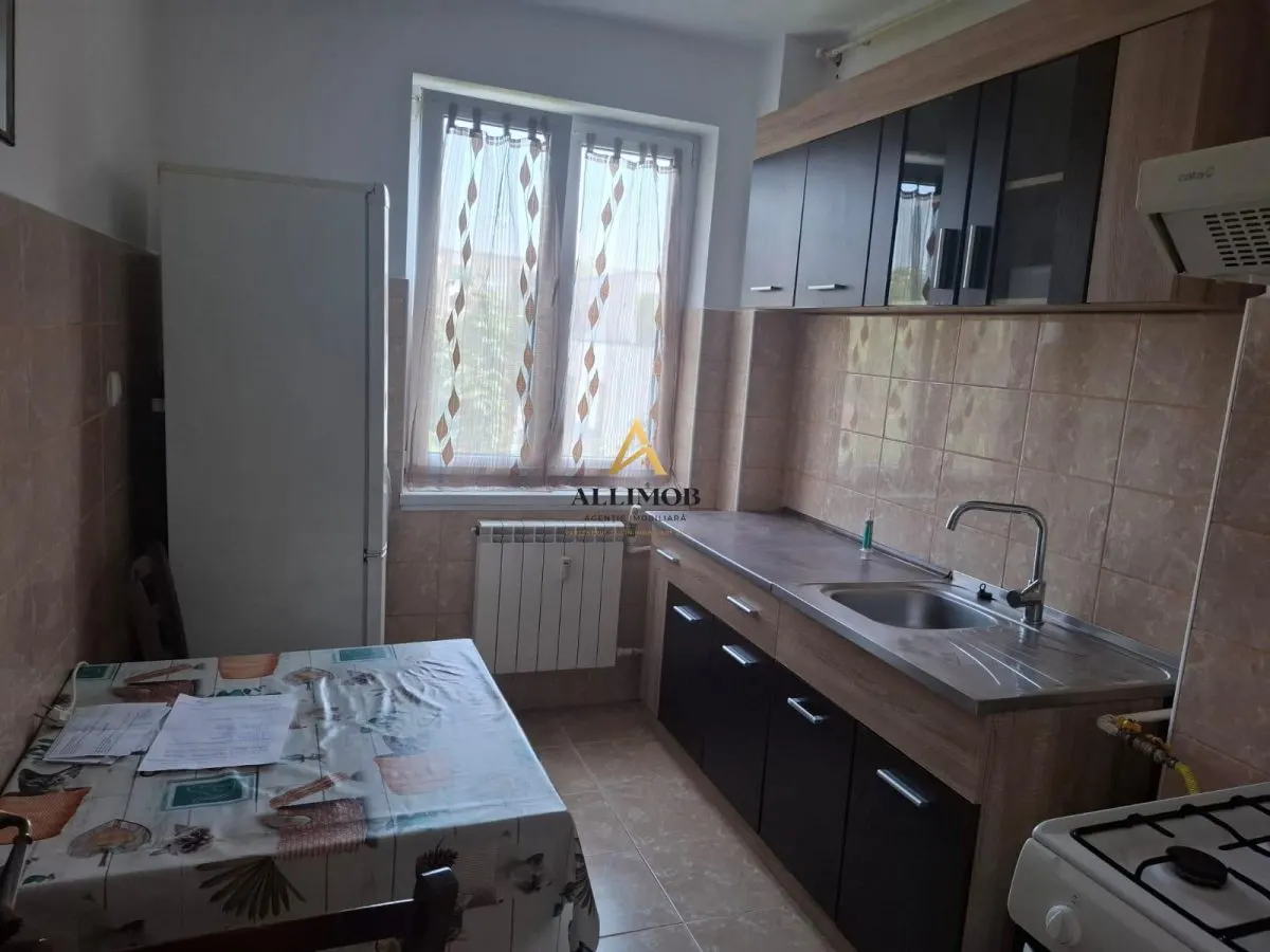 Apartament 2 camere in Ploiesti, zona Democratiei - foto 7