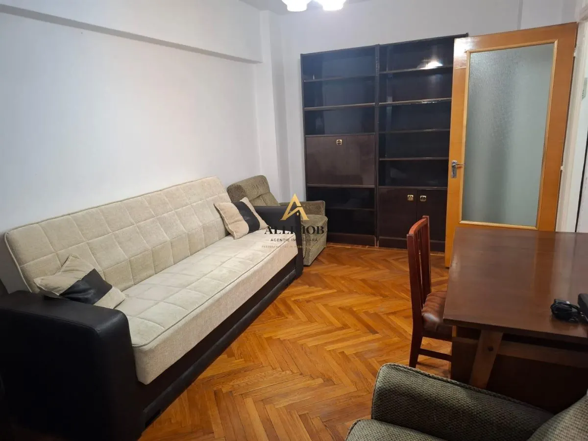 Garsoniera de inchiriat in Ploiesti, zona Ultracentrala - foto 1