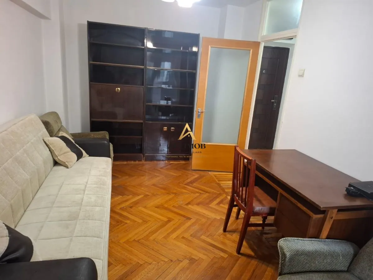 Garsoniera de inchiriat in Ploiesti, zona Ultracentrala - foto 2