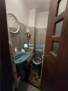 Apartament cu patru camere zona 1 decembrie - foto 8