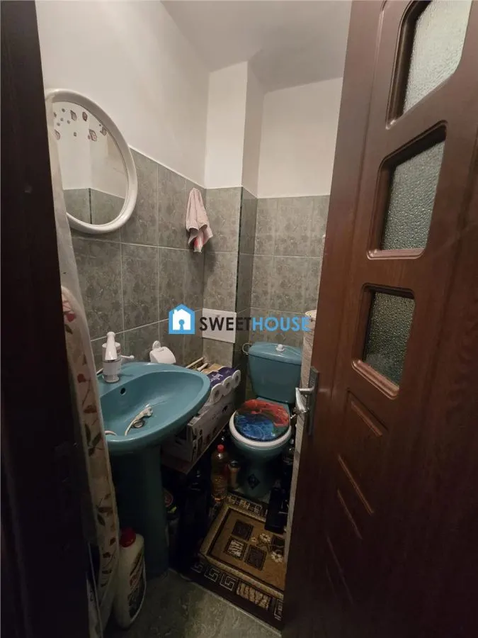 Apartament cu patru camere zona 1 decembrie - foto 8