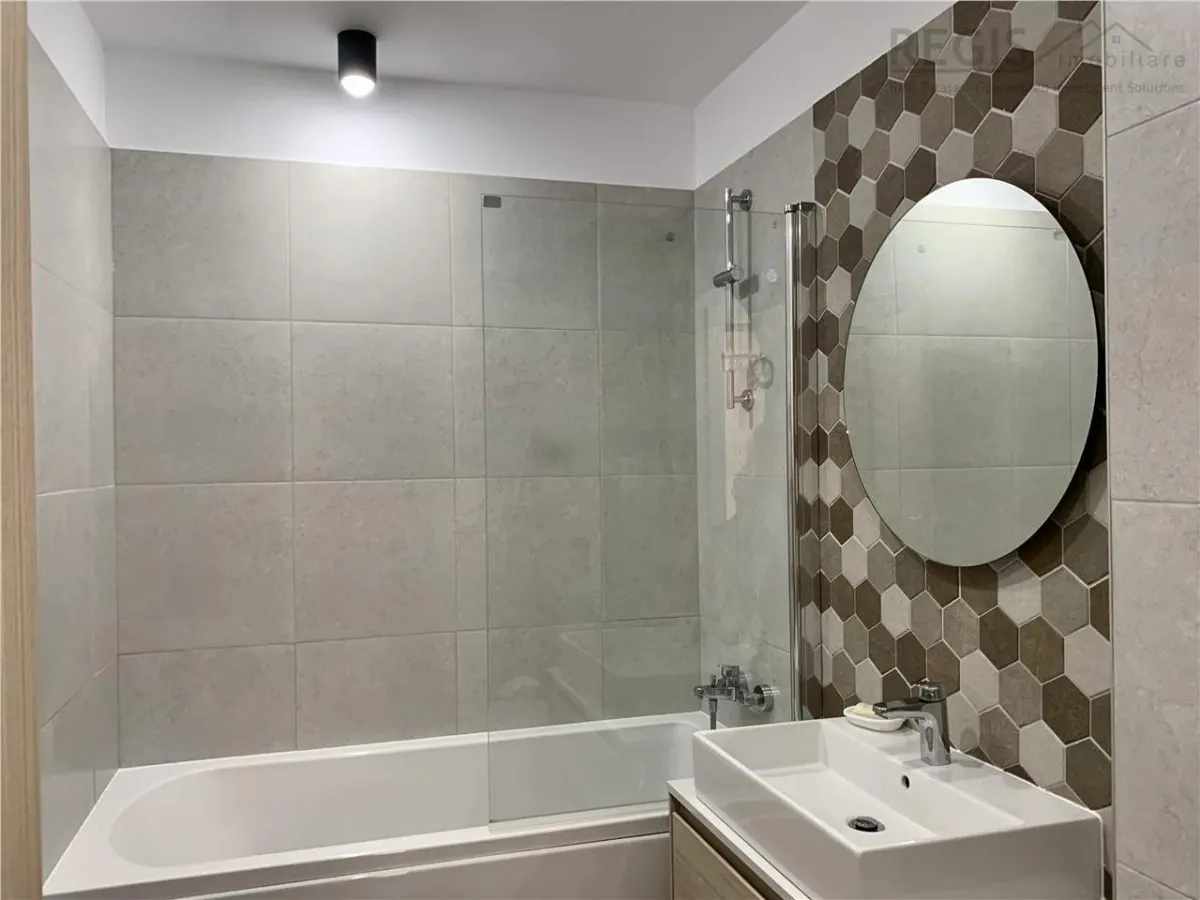 Apartament modern in Urban Plaza cu parcare - foto 7