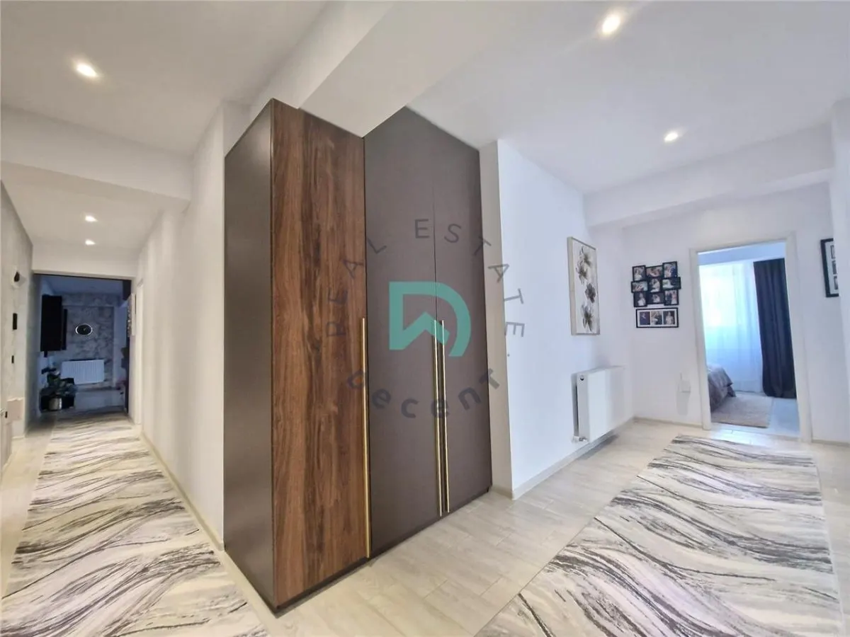 Apartament  4 camere, 116 mp utili, Tractorul - foto 11