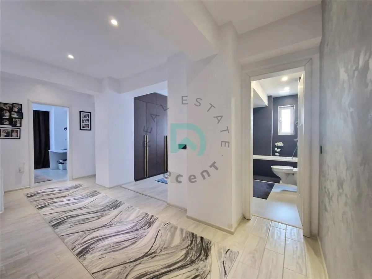 Apartament  4 camere, 116 mp utili, Tractorul - foto 12