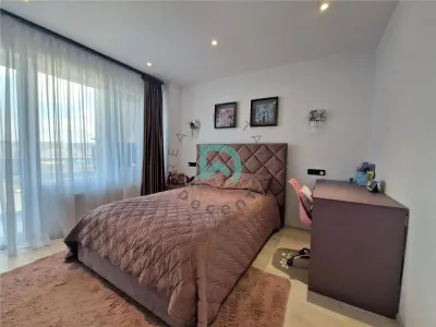Apartament  4 camere, 116 mp utili, Tractorul - foto 14