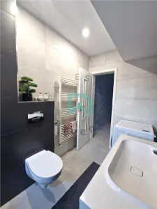 Apartament  4 camere, 116 mp utili, Tractorul - foto 18