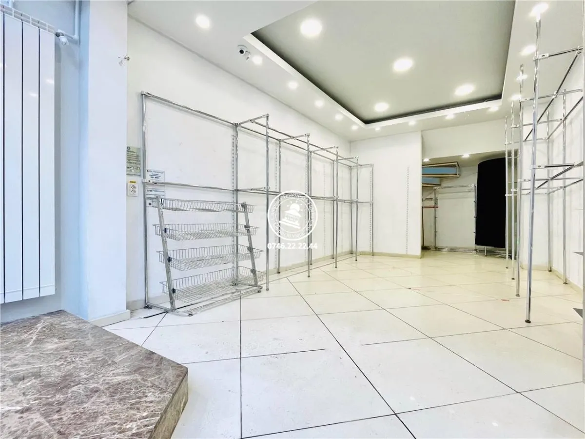 Spatiu comercial  de inchiriat  Centru, - foto 2
