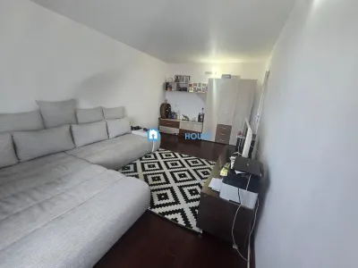 Apartament cu trei camere renovat zona Campului - foto 2