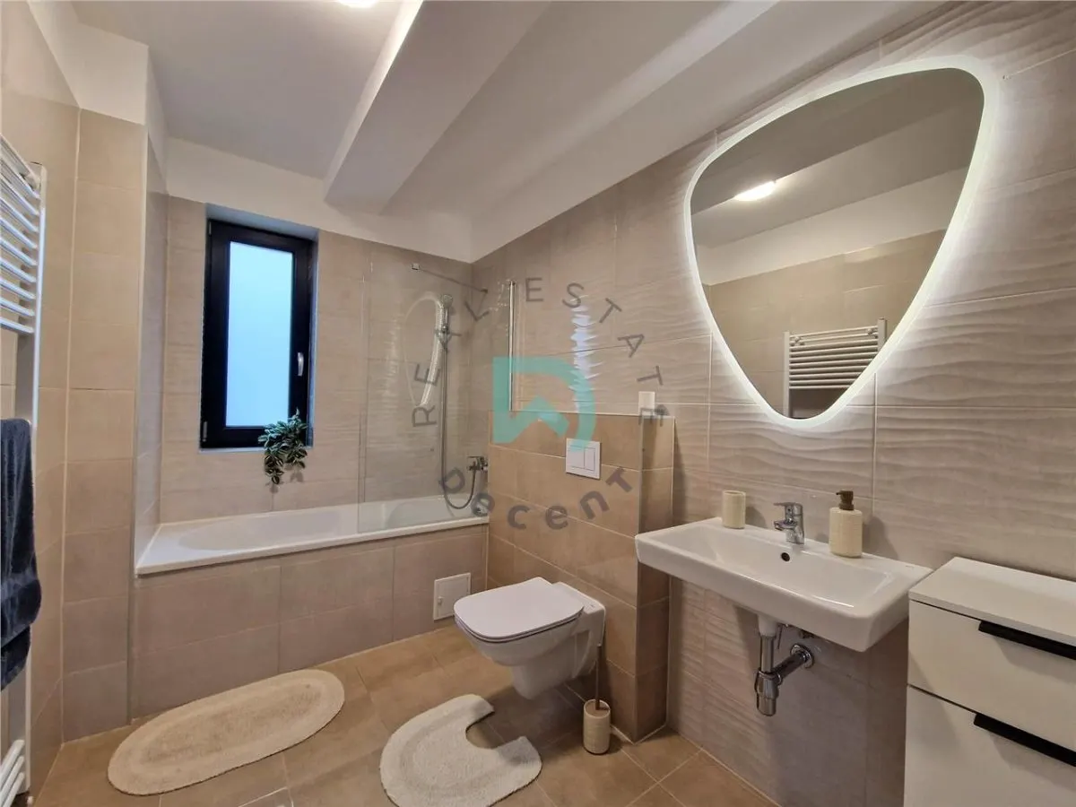 Casa, 4 camere, Bartolomeu, Brasov - foto 9