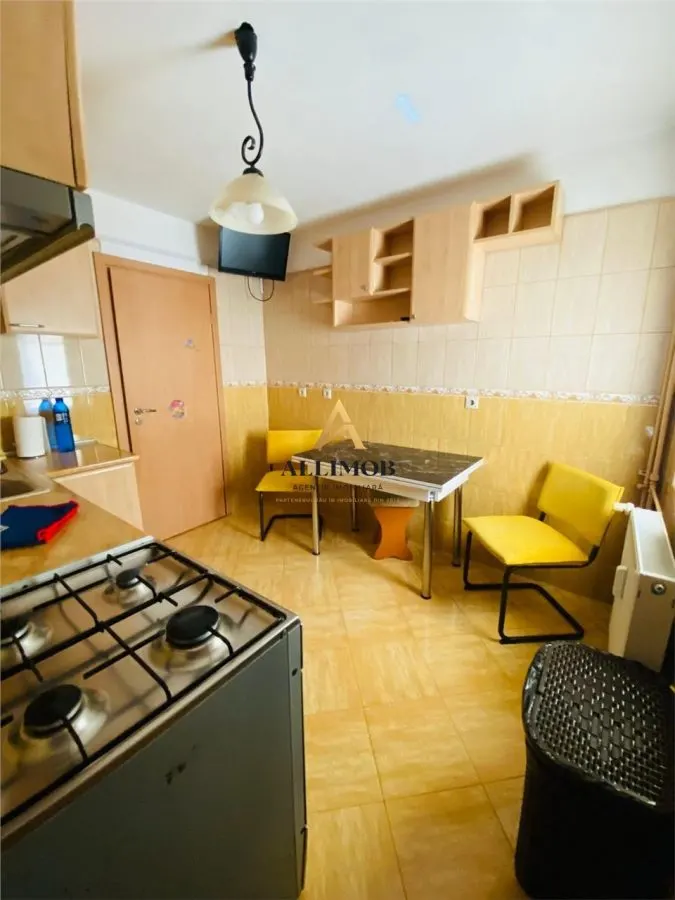 Apartament 3 camere de inchiriat in Ploiesti, zona Cioceanu - foto 3