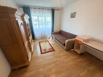 Apartament cu 3 camere decomandat de inchiriat zona Gara - Iasi
