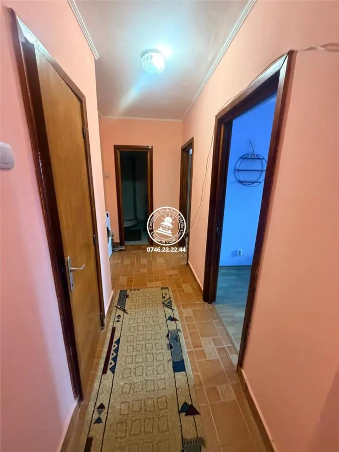 Apartament cu 3 camere decomandat de inchiriat zona Gara - foto 9