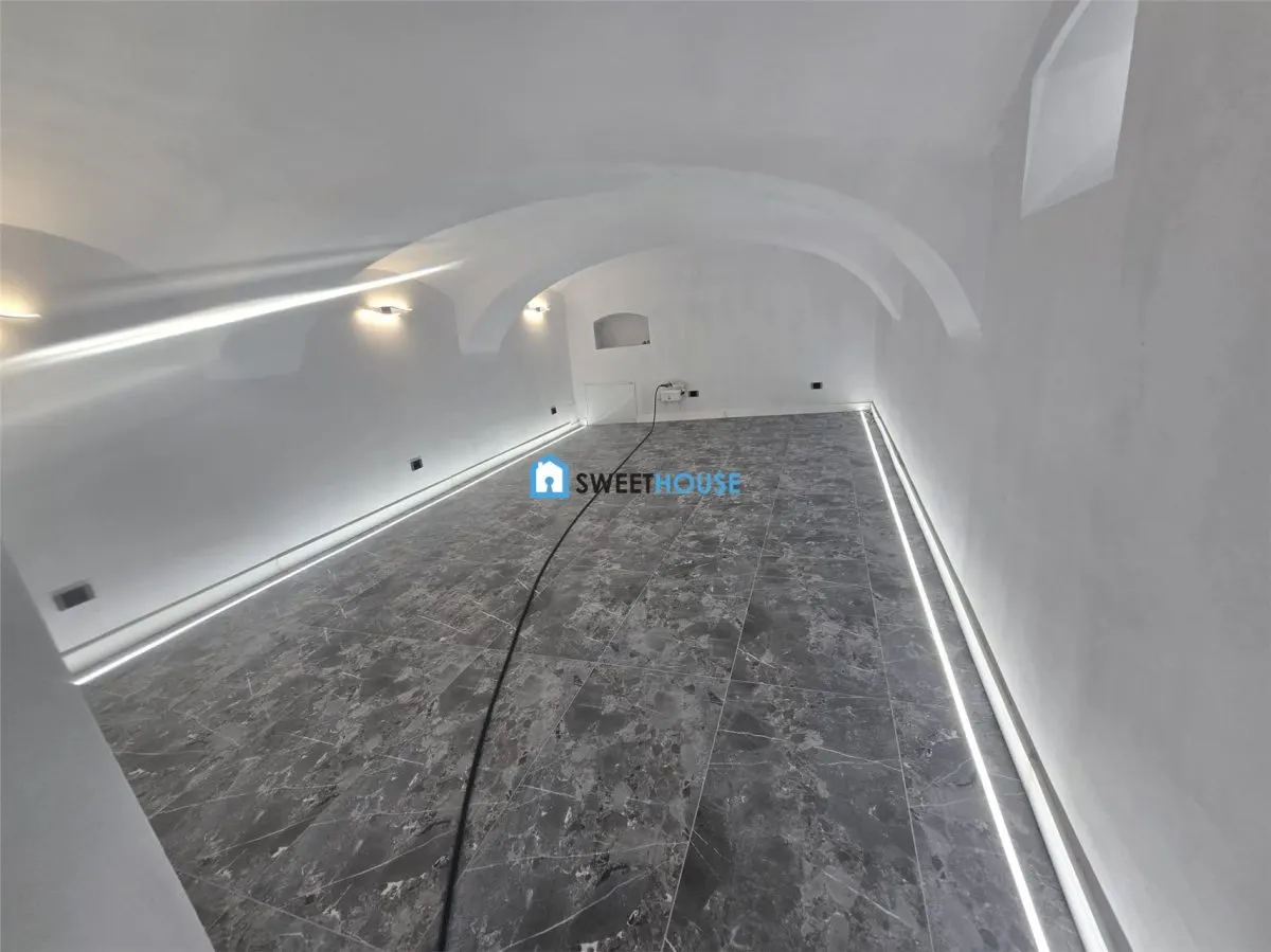 Spatiu comercial Ultracentral Fagaras - foto 21