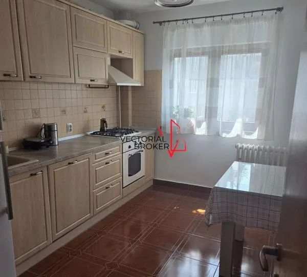 Apartament 3 camere Dristor Metrou Constructie 1983 - foto 4