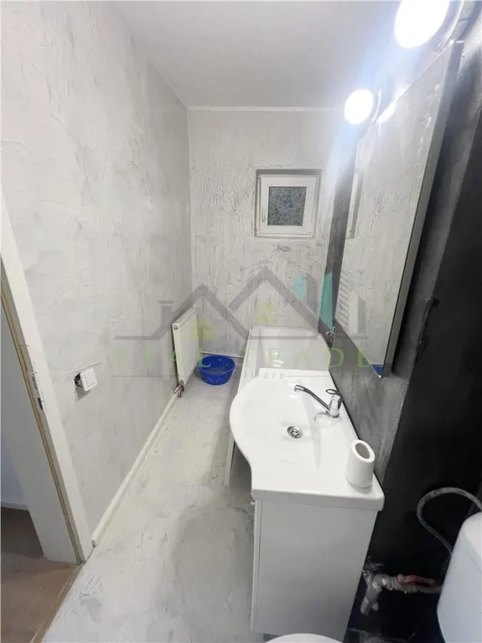 Apartament 2 camere decomandat etajul 1 zona Onix - foto 12