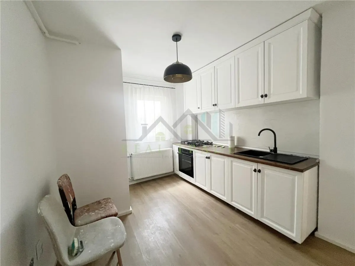 Apartament 2 camere decomandat etajul 1 zona Onix - foto 5
