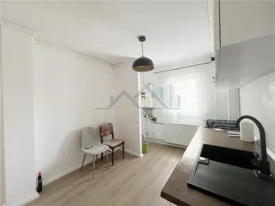 Apartament 2 camere decomandat etajul 1 zona Onix - foto 7