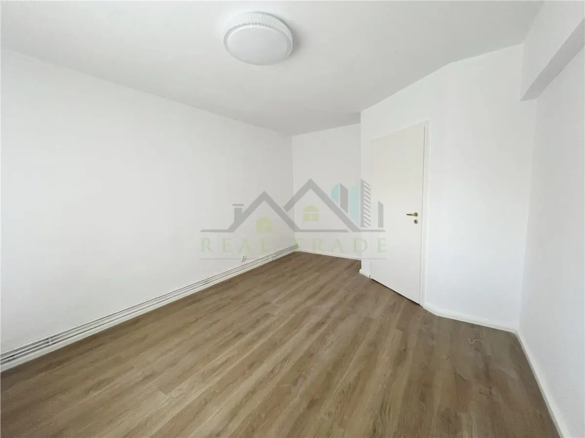 Apartament 2 camere decomandat etajul 1 zona Onix - foto 8