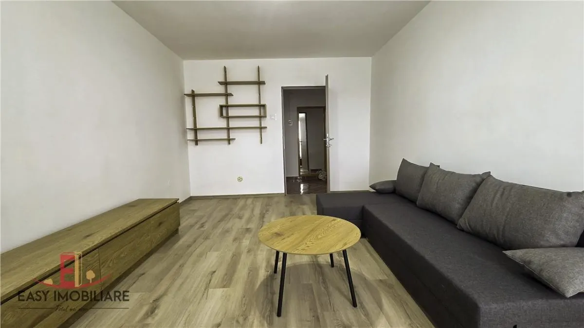 Apartament 2 camere, Dambu Pietros,  luminos, proaspat zugravit - foto 1