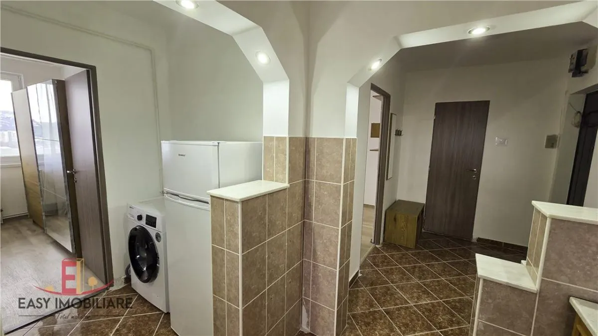 Apartament 2 camere, Dambu Pietros,  luminos, proaspat zugravit - foto 6