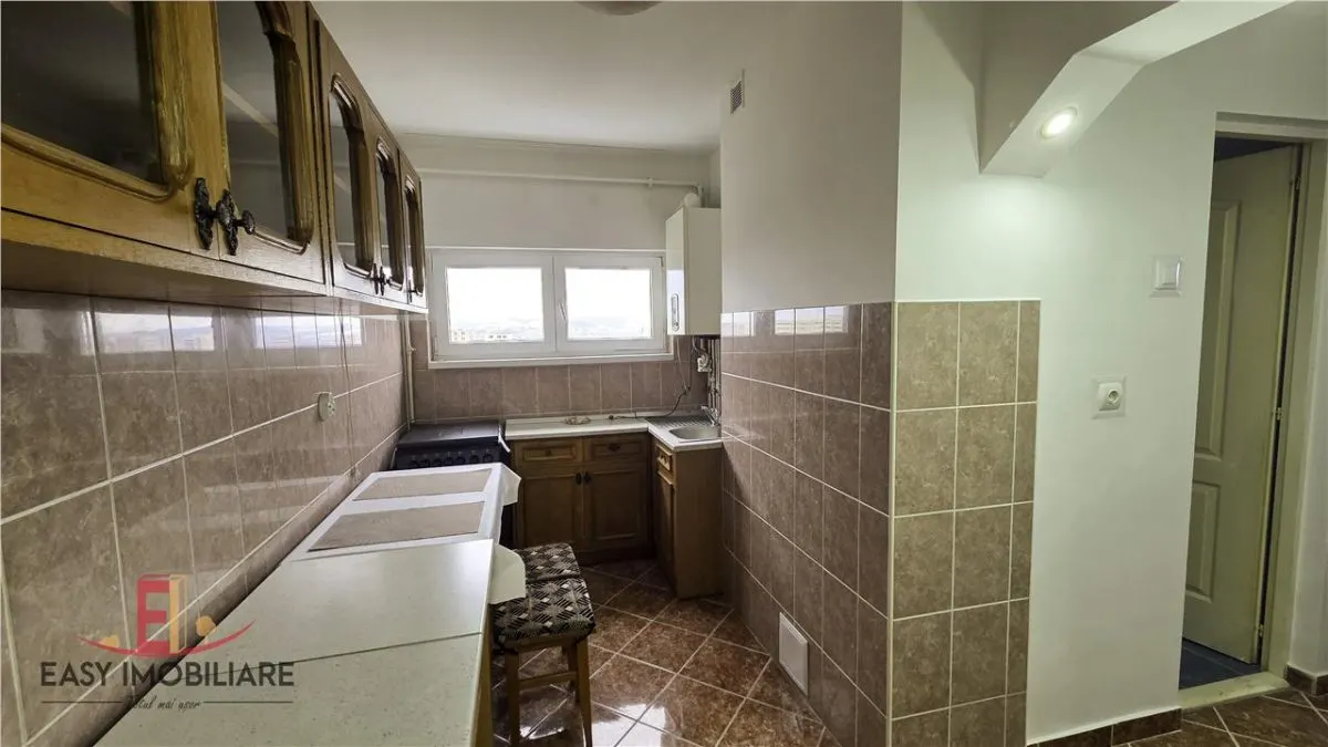 Apartament 2 camere, Dambu Pietros,  luminos, proaspat zugravit - foto 7
