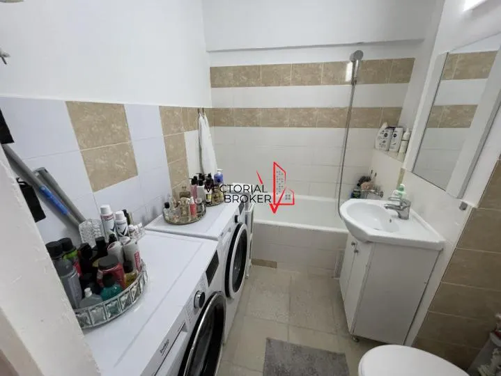 Apartament 2 Camere Decomandat Mobilat si Utilat Modern constructie 1984 - foto 2