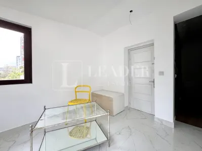 Stirbei Voda || Parc Cismigiu | Apartament renovat in vila - foto 8
