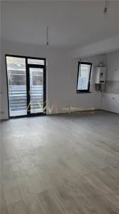 Vanzare apartament 2 camere - foto 3