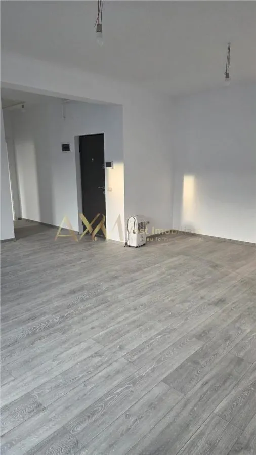 Vanzare apartament 2 camere - foto 8