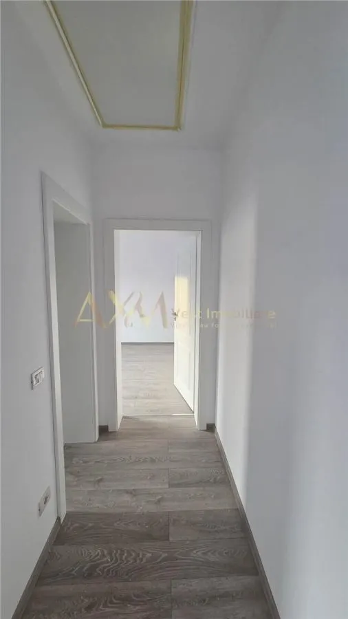 Vanzare apartament 2 camere - foto 10