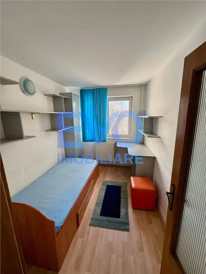 APARTAMENT DE VANZARE CU 3 CAMERE, ETAJUL 2, MOBILAT SI UTILAT, PODU ROS - foto 3