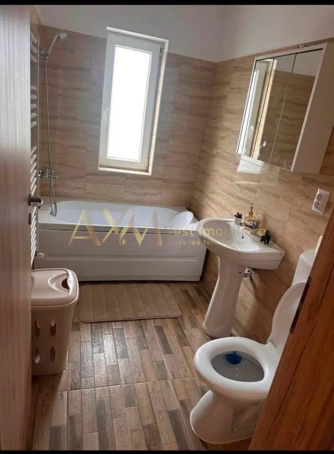 Vanzare apartament 3 camere - foto 18