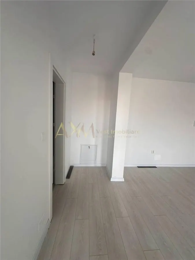 Vanzare apartament 2 camere - foto 18