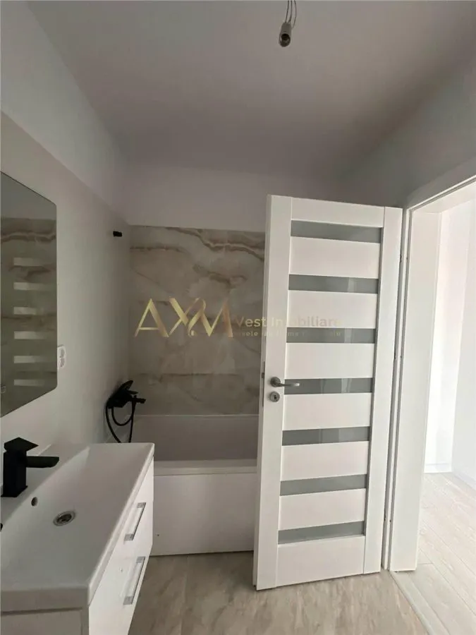 Vanzare apartament 2 camere - foto 4