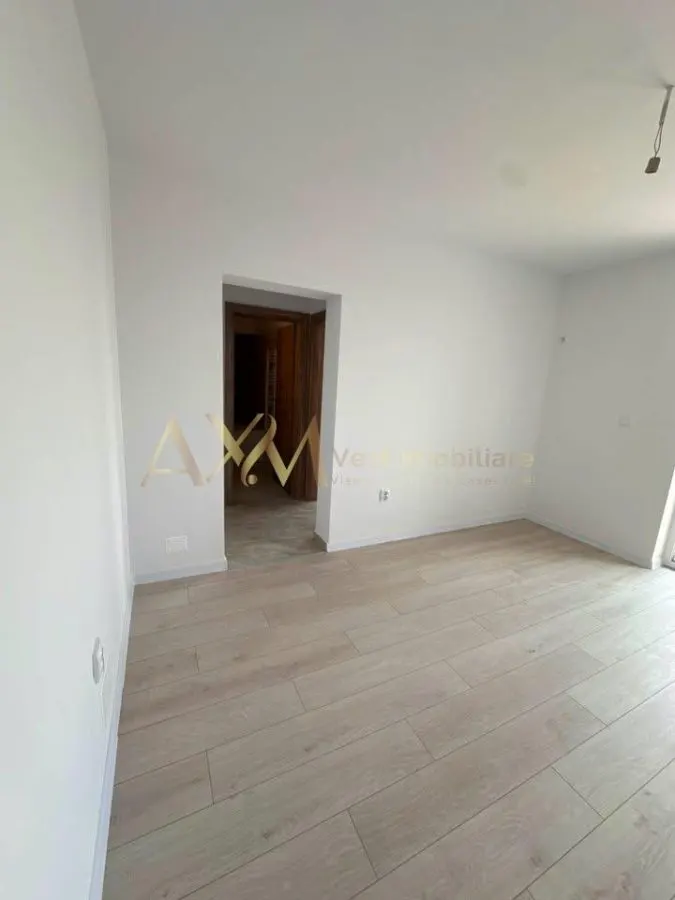 Vanzare apartament 3 camere - foto 23